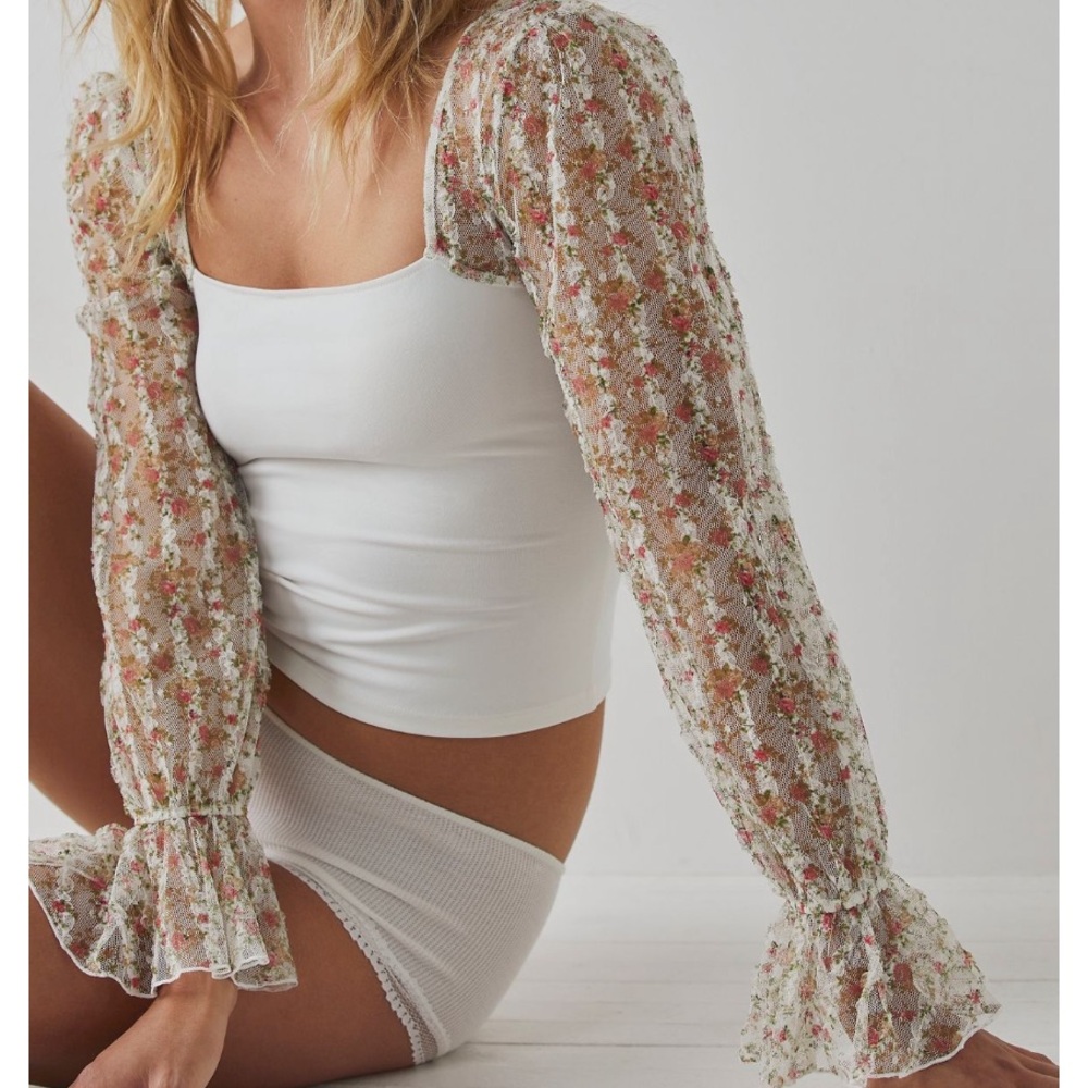 NWT Free People Gimme Butterflies Top Size Small